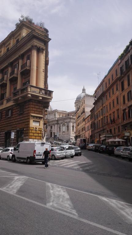 Roma Rooms Colosseum Luaran gambar